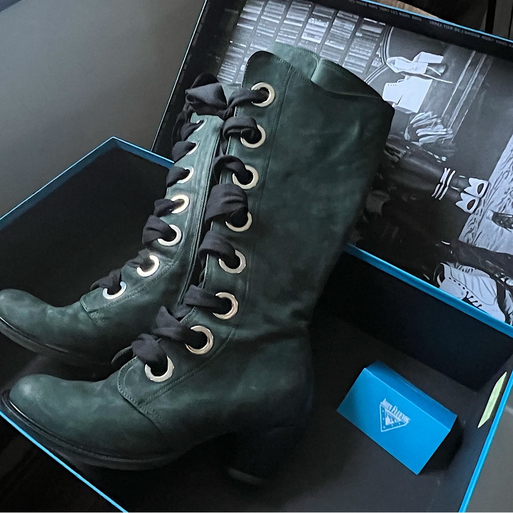 Fluevog - ADANAC MID-SHIN LACE-UP BOOT